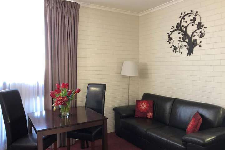 Room 16 of 24