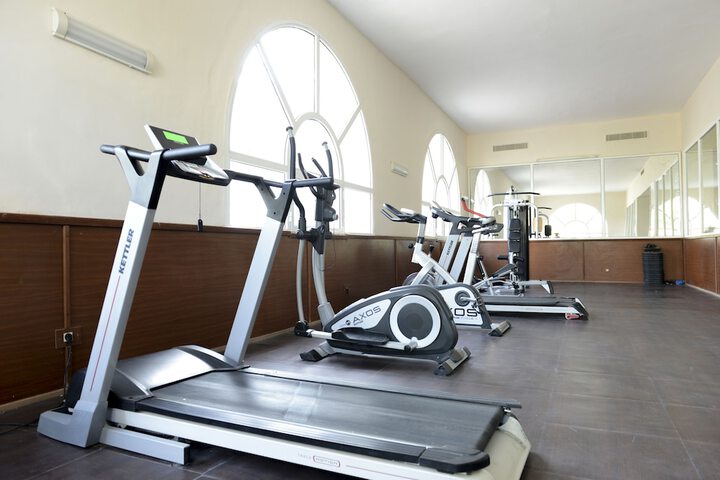 Health and Fitness 70 of 148