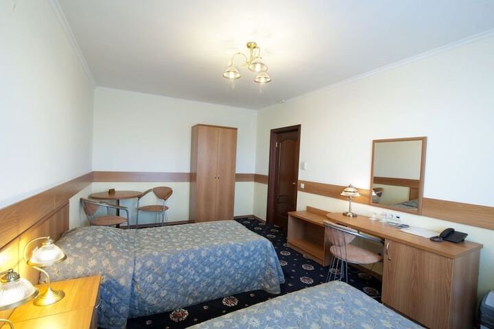 Room 7 of 72