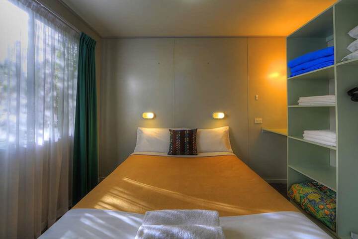 Room 17 of 34