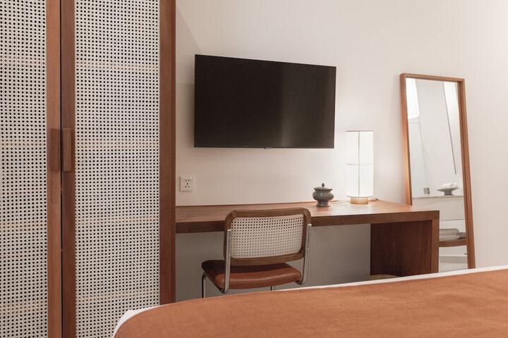Room 31 of 113