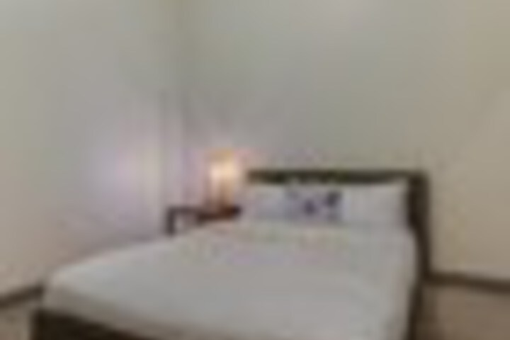 Room 5 of 57