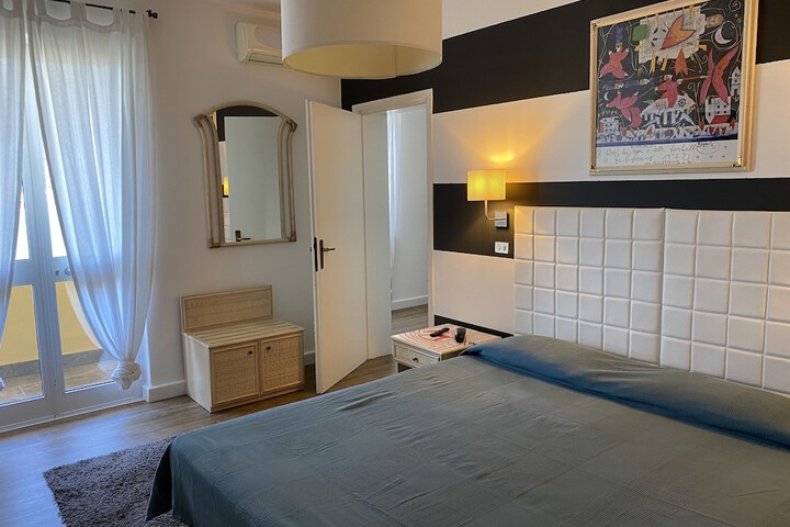 Room 34 of 68