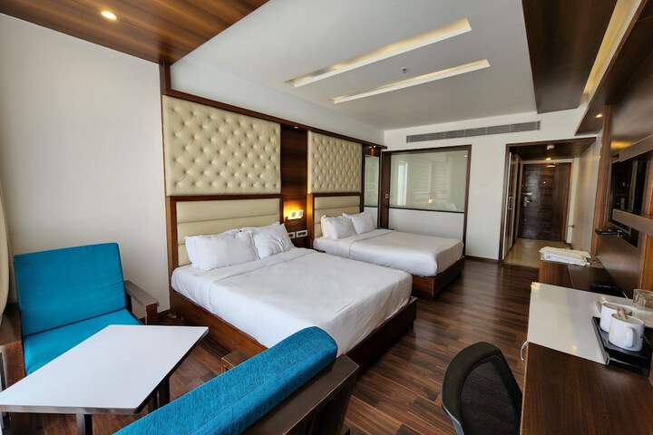 Room 33 of 56