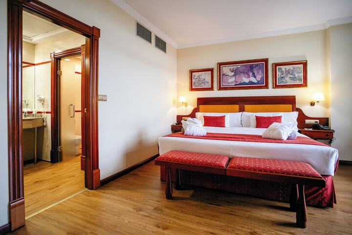 Room 26 of 58