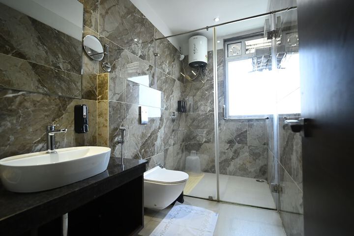 Room 15 of 20