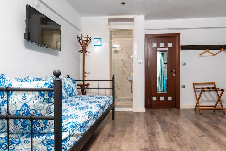 Room 15 of 55