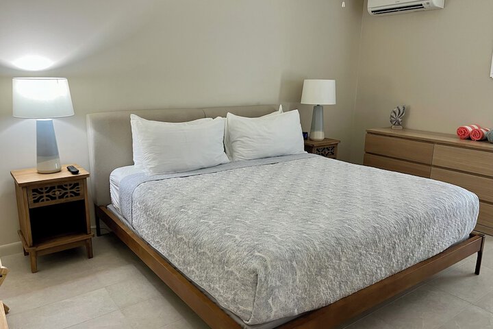 Room 7 of 28