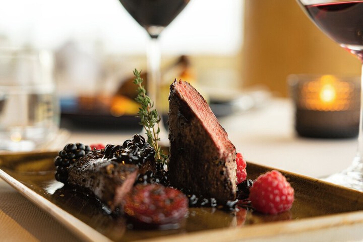Dining 47 of 68