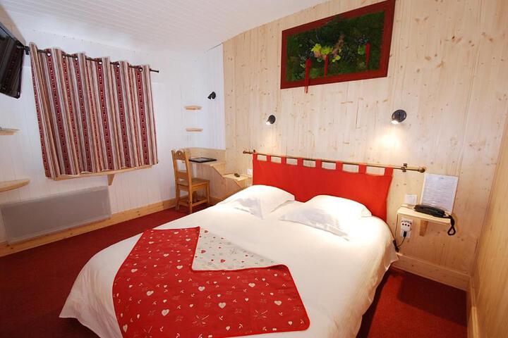 Room 2 of 23