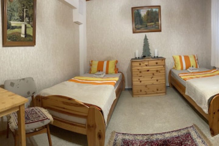 Room 3 of 17