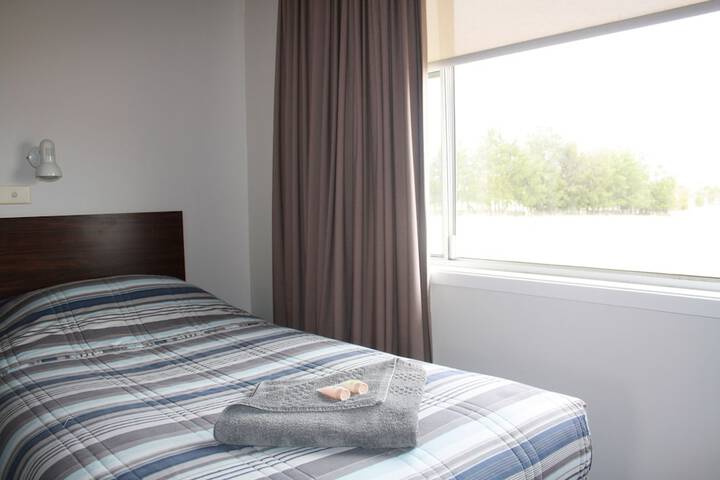 Room 4 of 15