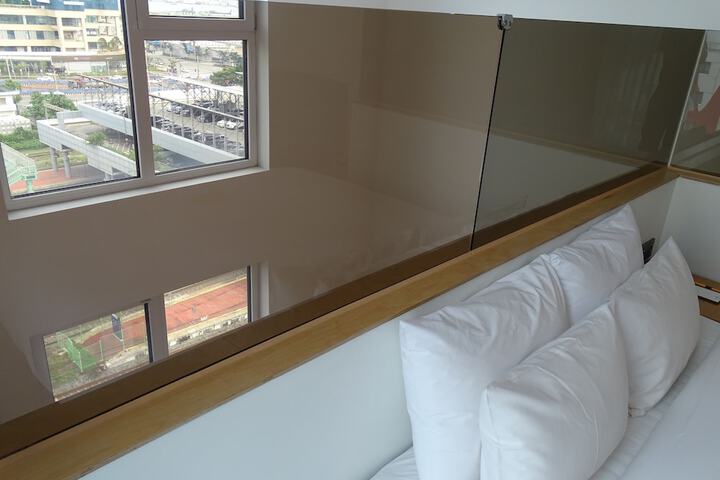 Room 98 of 219