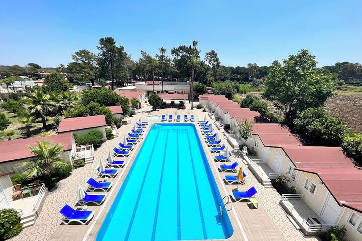 Pool 17 of 23