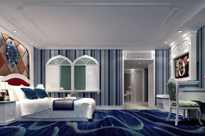 Room 38 of 80
