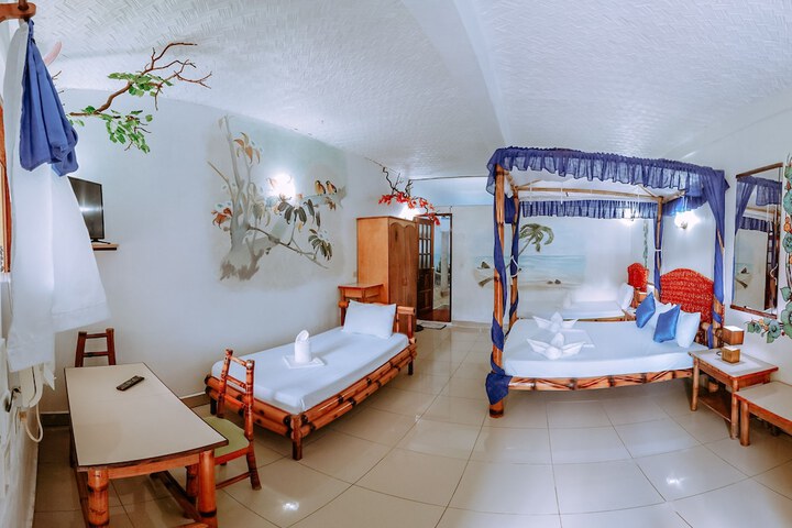 Room 30 of 60