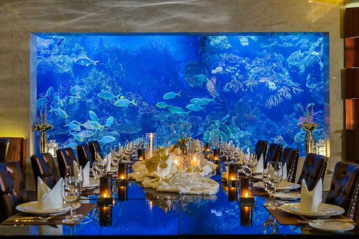 Dining 76 of 125