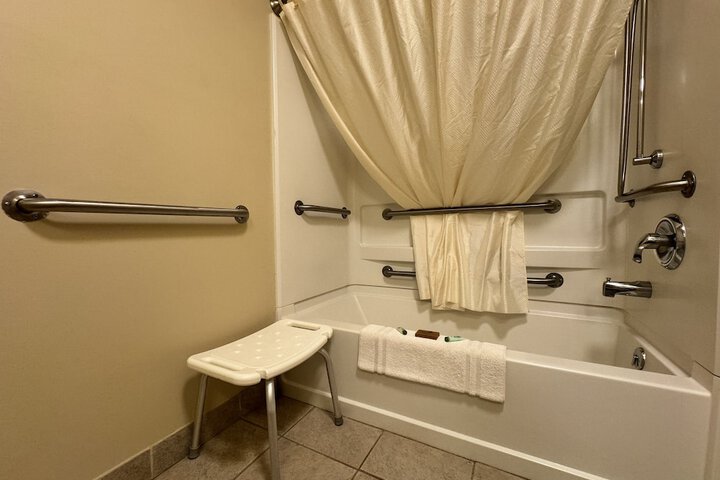 Room 22 of 29