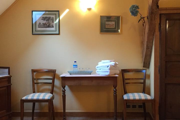 Room amenity