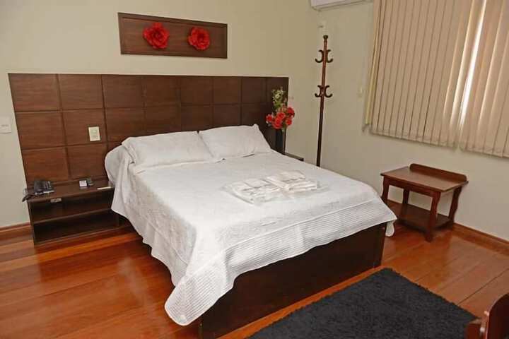 Room 8 of 46