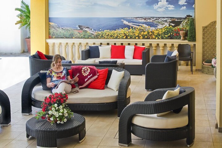 Hotel 43 of 44