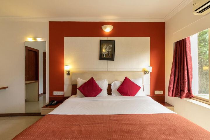 Room 14 of 22