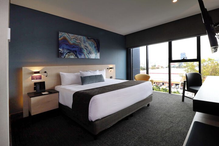 Room 38 of 118