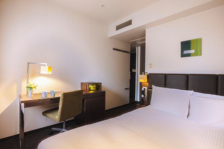 Room 20 of 73