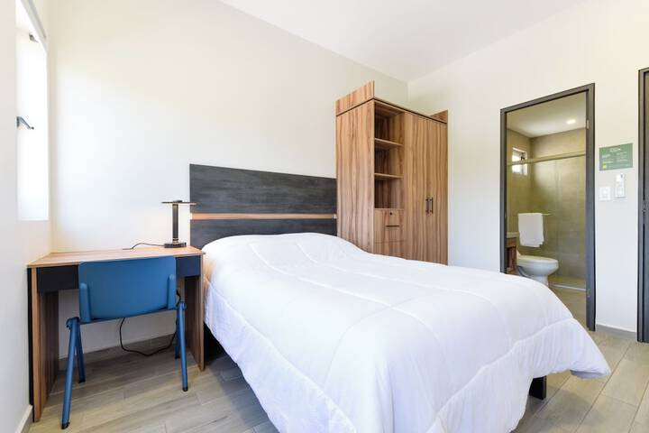 Room 45 of 228