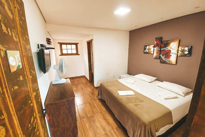 Room 8 of 30
