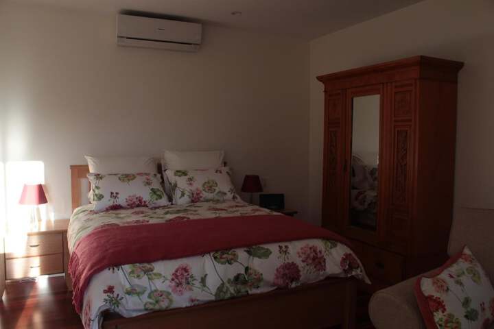 Room 10 of 34
