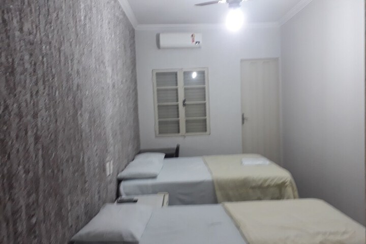 Room 53 of 98