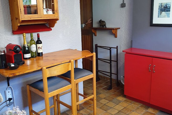 Room 16 of 49