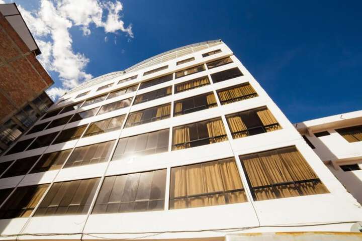 Hotel 90 of 96