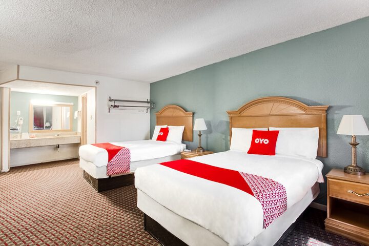 Room 14 of 28