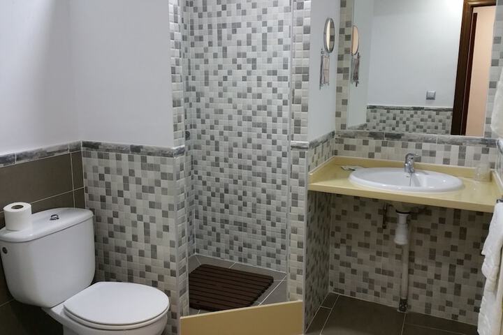 Room 20 of 36