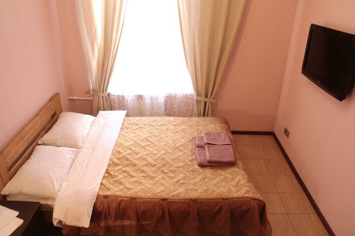 Room 17 of 31