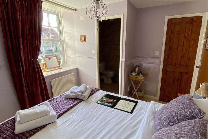 Room 16 of 42