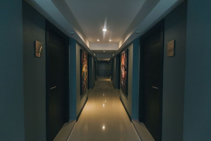 Ballroom/Hall 124 of 181