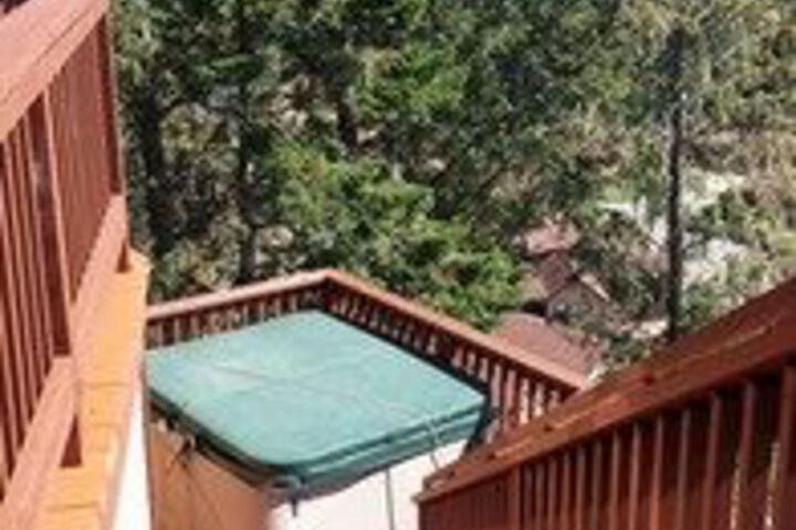 Hot Tub 62 of 105