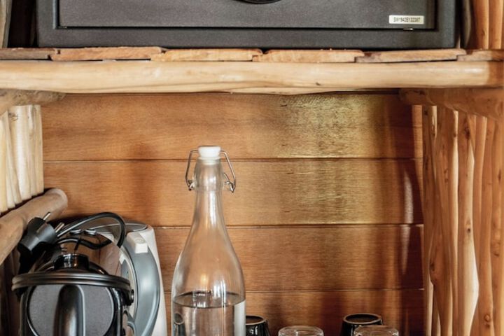 Breakfast/Coffee Service 99 of 183