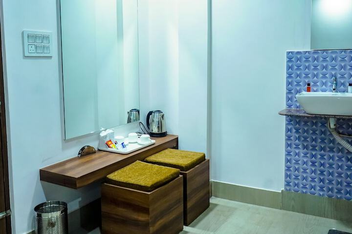 Room 18 of 23