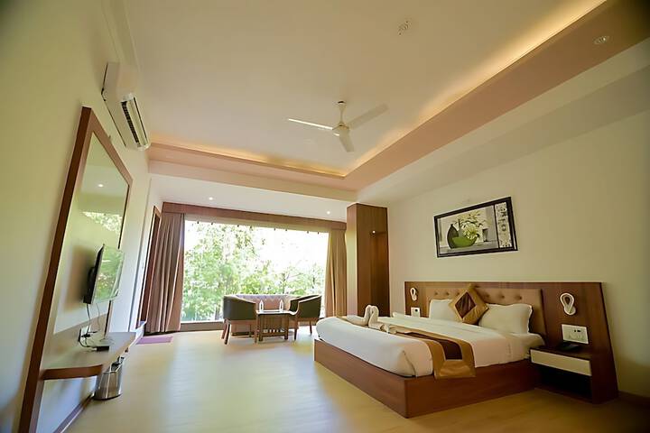 Room 36 of 95