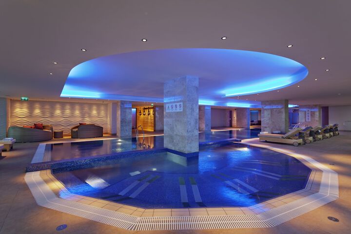 Pool 72 of 130