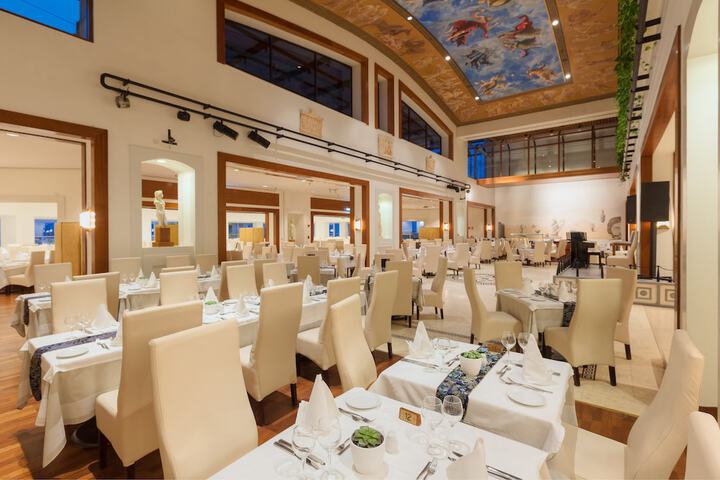 Dining 113 of 154