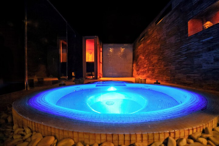 Relaxing Spa