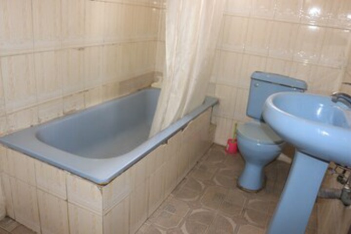 Room 2 of 14