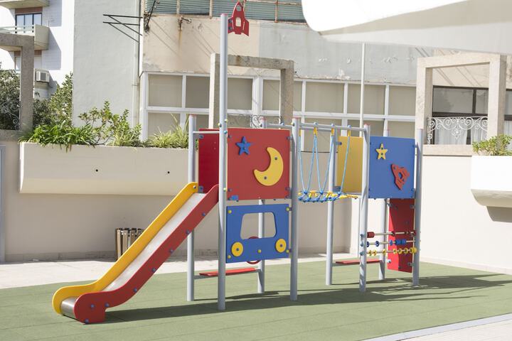 Children's play area - outdoor