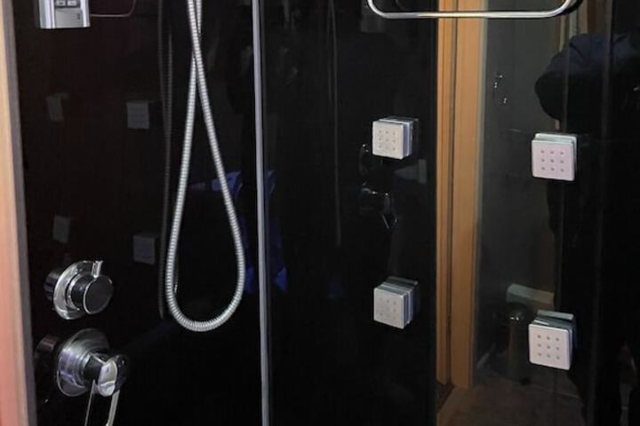 Room 43 of 51
