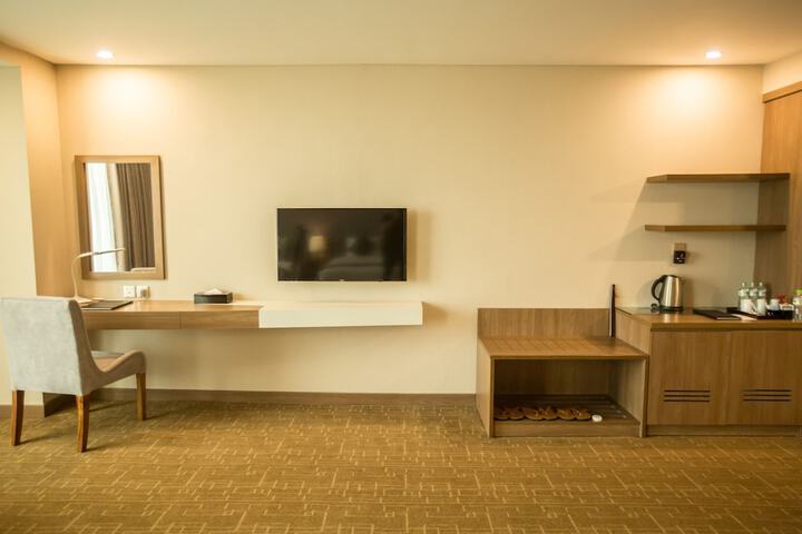 Room 13 of 68
